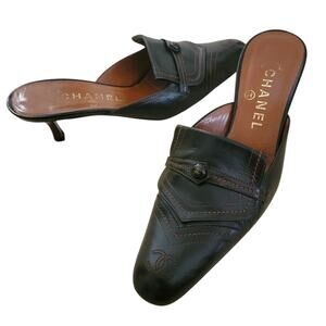 Chanel Vintage Black Leather CC Logo Kitten Heel Slip On Mules Loafer 6 36.5